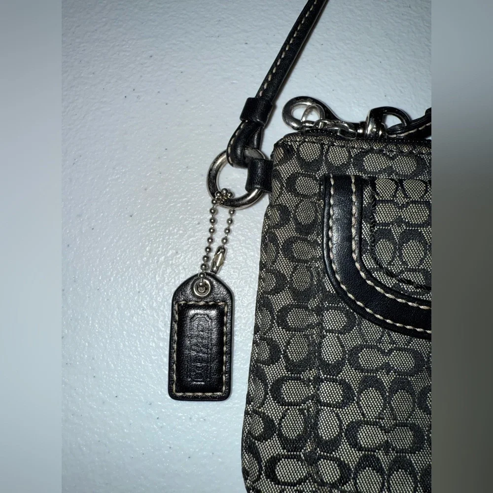 Coach Black Signature Mini C Soho Jacquard Canvas Buckle Clutch Wristlet Wallet